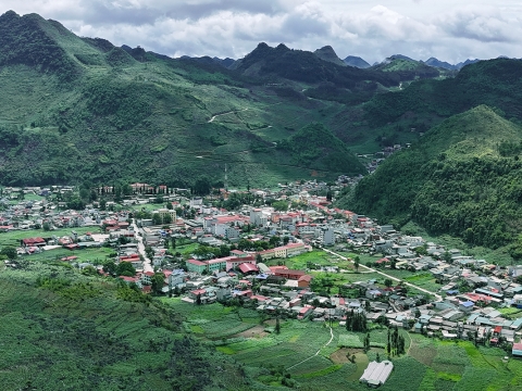 Dong Van-Ma Pi Leng pass-Meo Vac-Du Gia