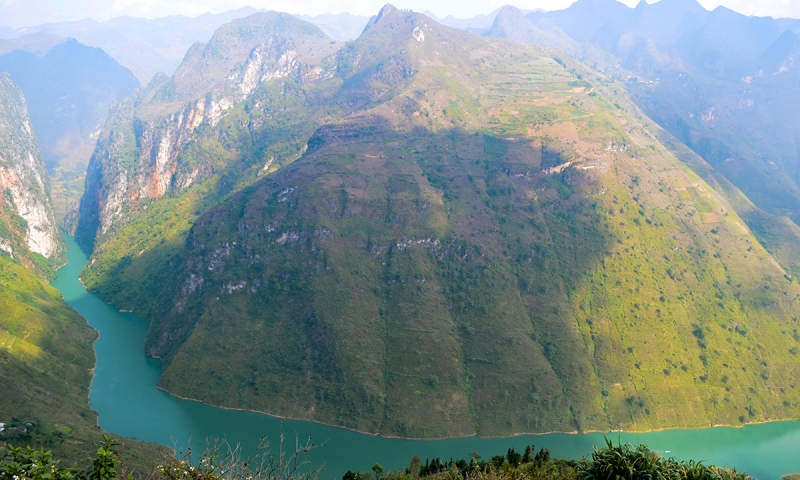 Ma Pi Leng Pass